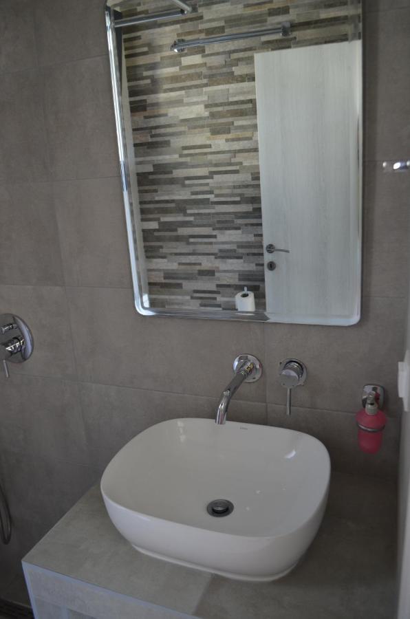 Erika Boutique Apartments Nikiti  Ngoại thất bức ảnh