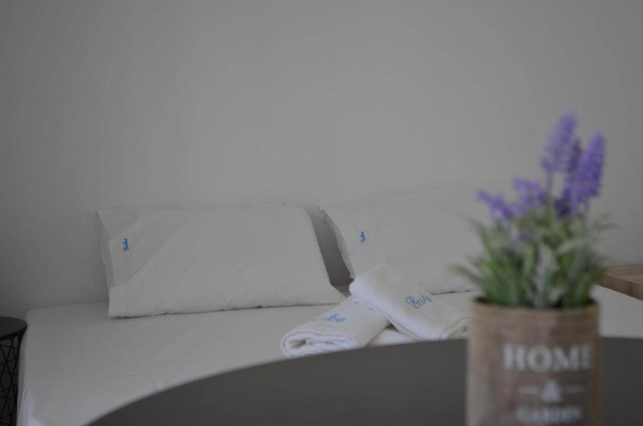 Erika Boutique Apartments Nikiti  Ngoại thất bức ảnh